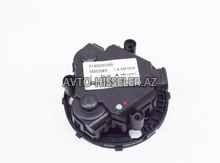 Mercedes-Benz W140 sağ güzgünün mühərriki